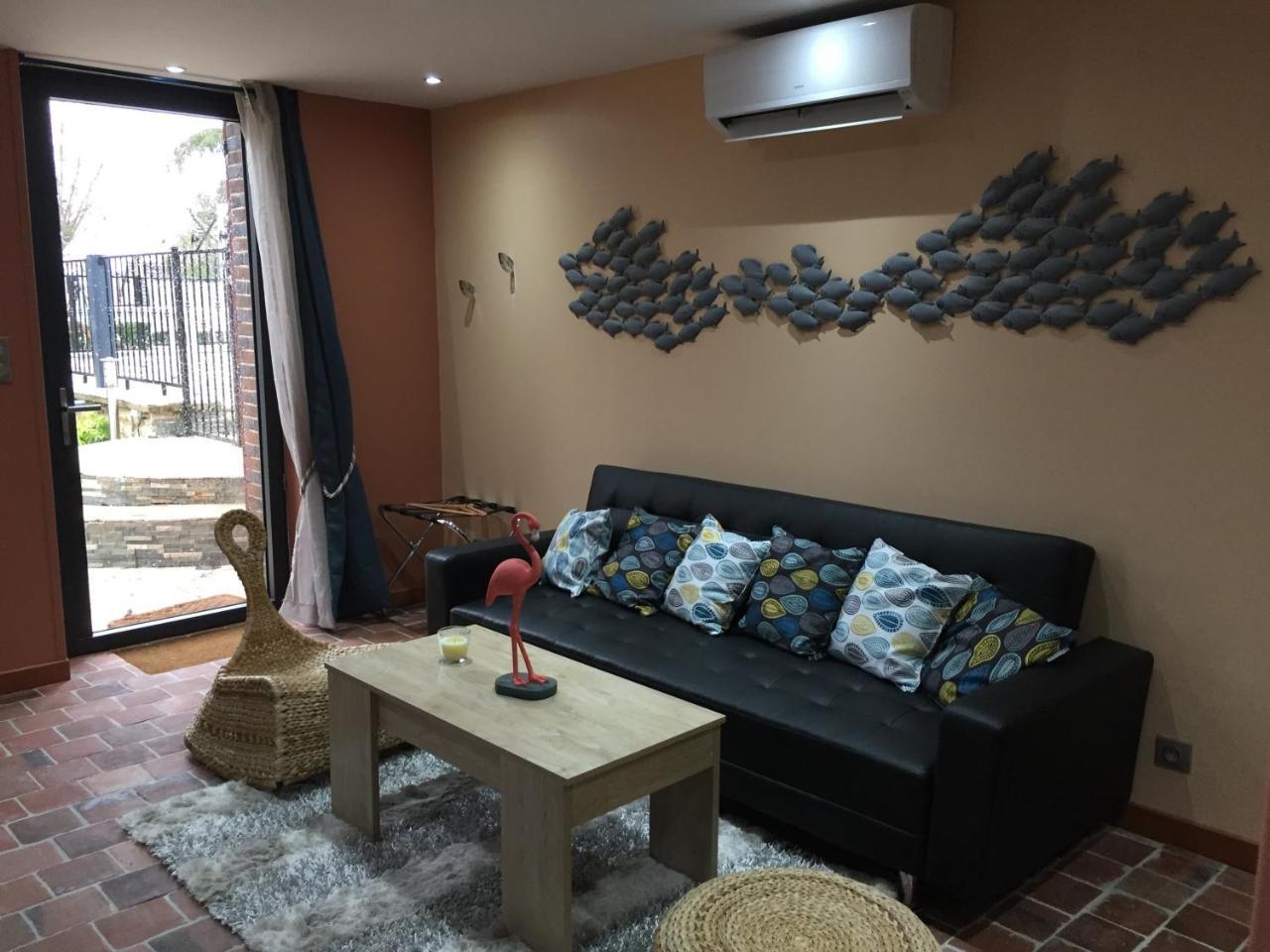 Bed and Breakfast Le Rouge & Blanc Saint-Maurice-le-Vieil Esterno foto