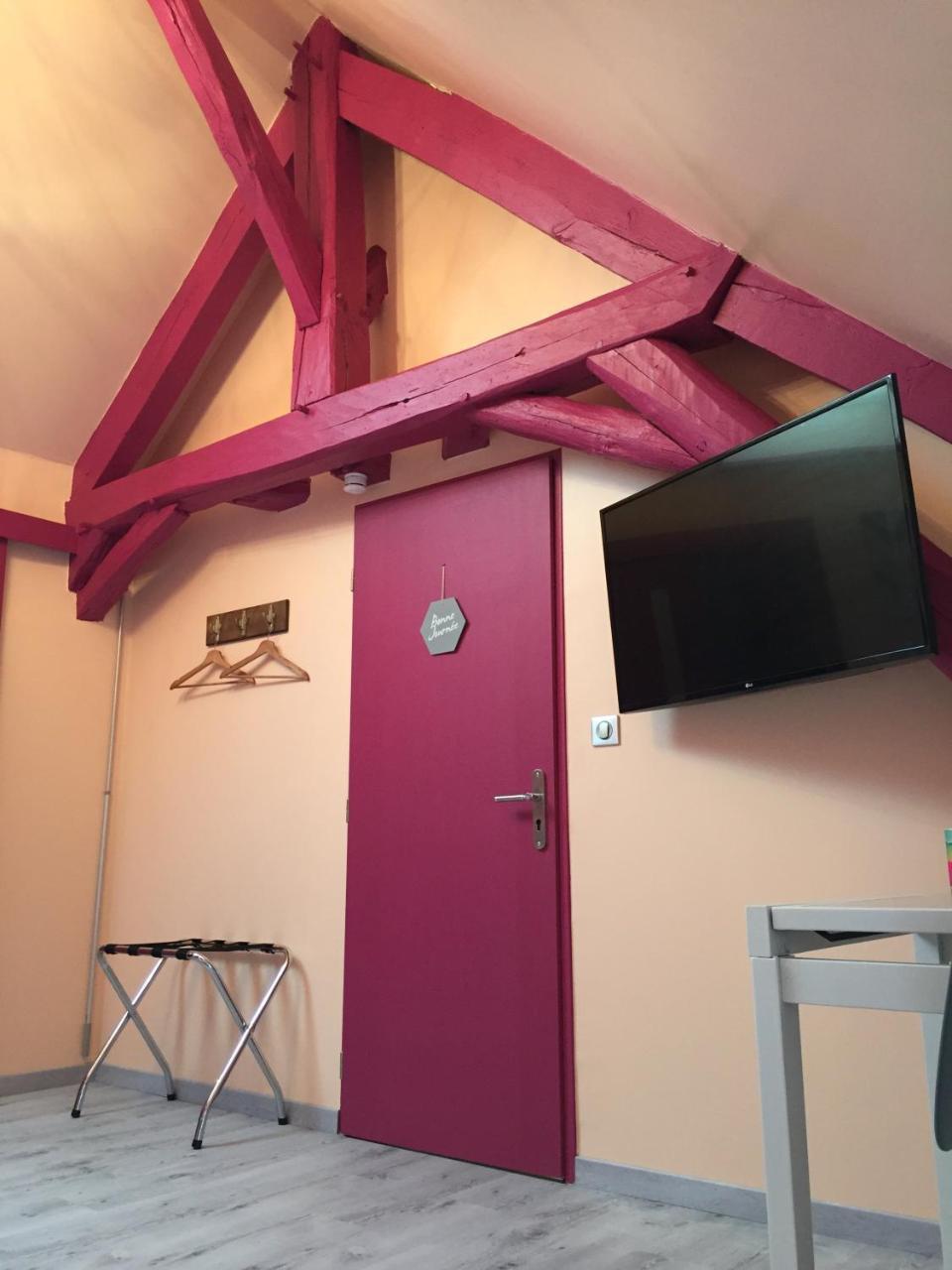 Bed and Breakfast Le Rouge & Blanc Saint-Maurice-le-Vieil Esterno foto