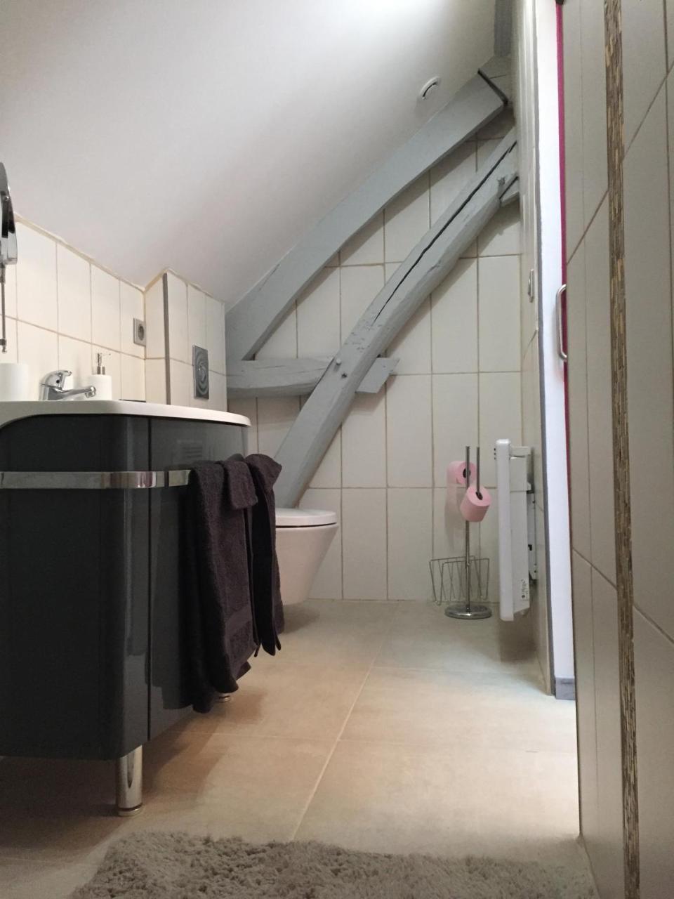 Bed and Breakfast Le Rouge & Blanc Saint-Maurice-le-Vieil Esterno foto