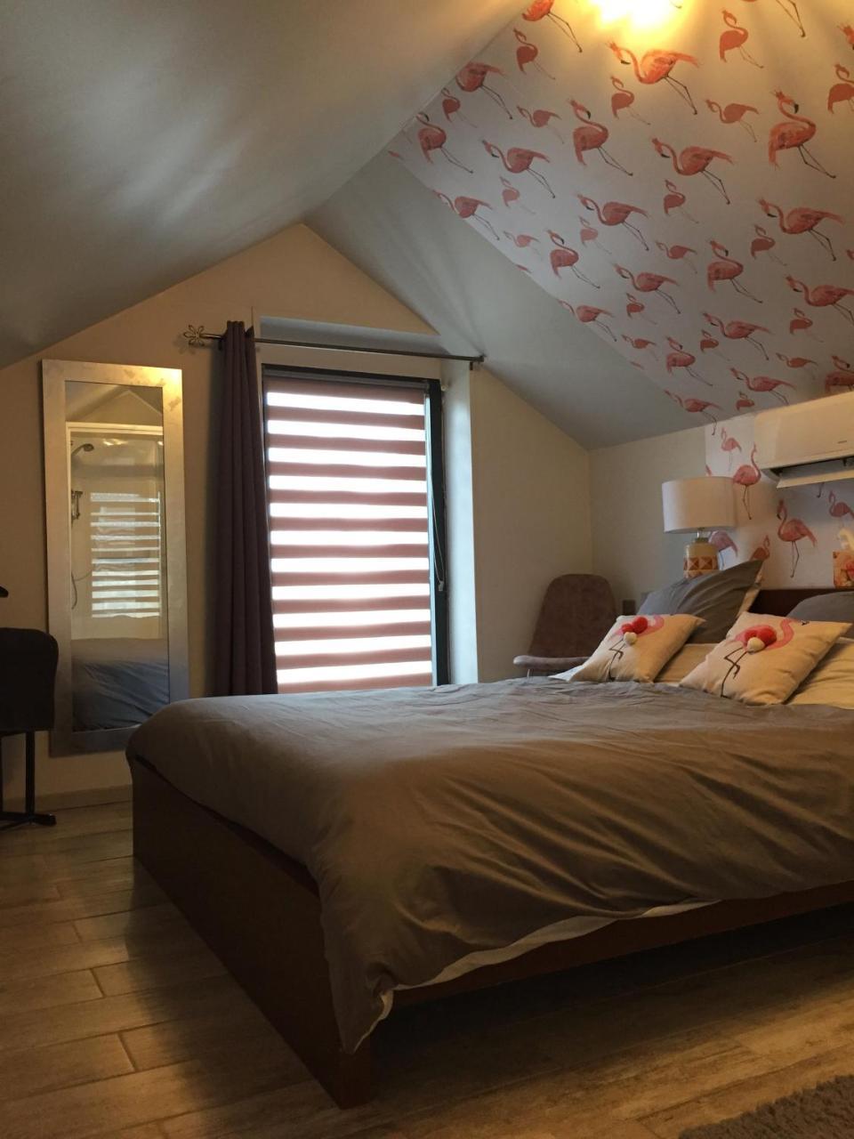 Bed and Breakfast Le Rouge & Blanc Saint-Maurice-le-Vieil Esterno foto