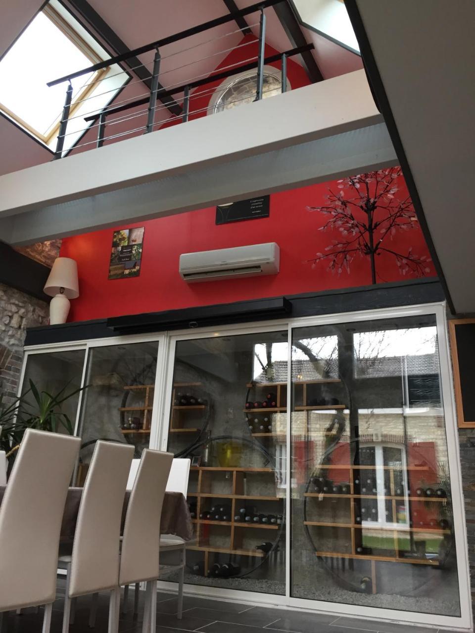 Bed and Breakfast Le Rouge & Blanc Saint-Maurice-le-Vieil Esterno foto